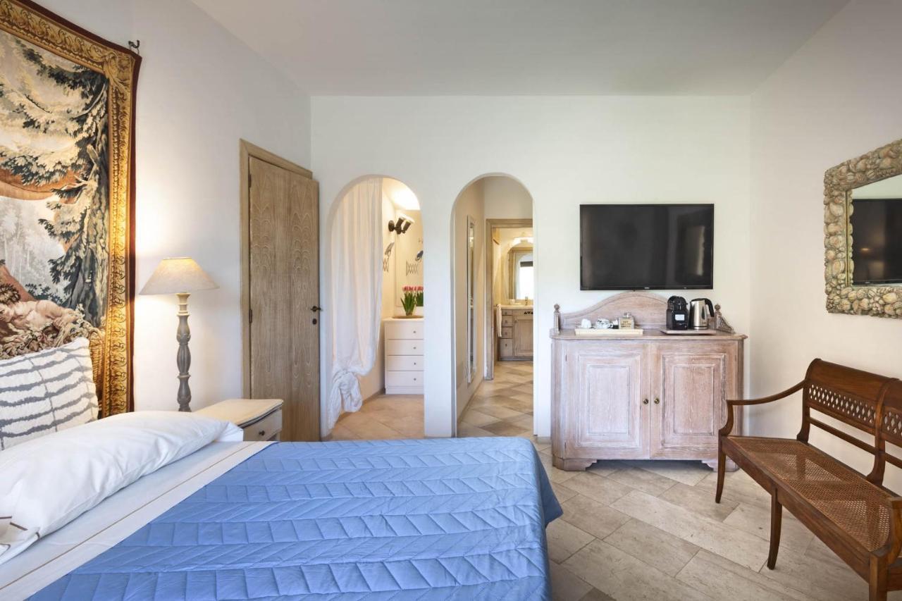 Iconic Luxury Suites Abbiadori Exterior photo