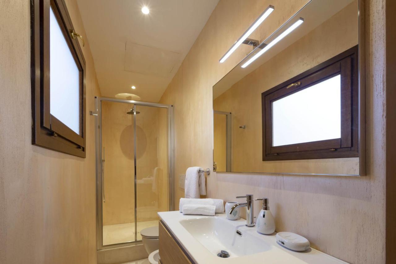 Iconic Luxury Suites Abbiadori Exterior photo